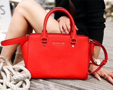 MICHAEL Michael Kors Selma中号耳朵包，女士