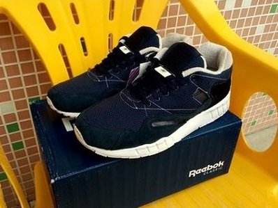 Reebok锐步GS SOLE-TRAINER蜂巢跑鞋