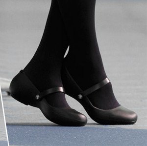 Crocs卡洛驰 女士Alice爱丽斯平底休闲鞋