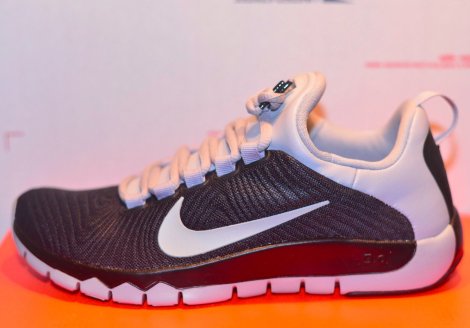 Nike耐克 Free Trainer 5.0轻便训练鞋 男士黑灰色