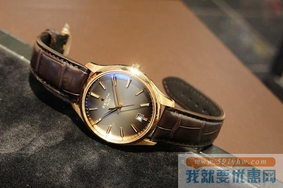 ZENITH Captain 指挥官系列 Central Second 18-2020-670-22-C498 18K玫瑰金男款机械腕表