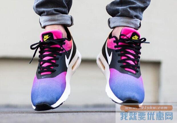 NIKE AIR MAX TAVAS 黑蓝配色 男士气垫运动鞋