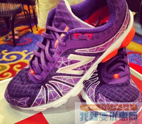 新百伦（New Balance）女士缓震跑鞋 W890V4两色可选