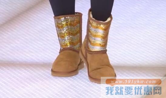 Lamo Sheepskin 三色可选女士仿羊皮时尚亮片雪地靴