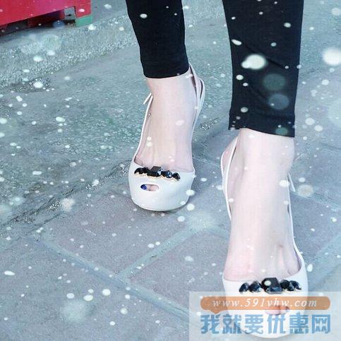梅丽莎（Melissa）Ultragirl水钻鱼嘴 白色款高跟鞋