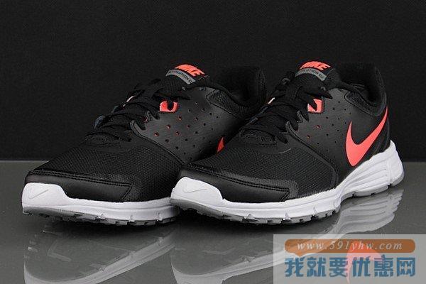 耐克（NIKE）Revolution EU 黑色 女士轻量跑鞋
