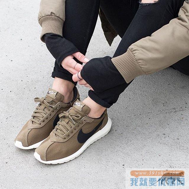 耐克（Nike）Roshe LD-1000 QS 男士休闲跑鞋