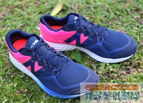 新百伦（New Balance）M1980BP男士避震专业跑步运动鞋