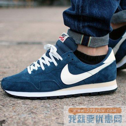 耐克（Nike）Air Pegasus 83男士复古跑鞋