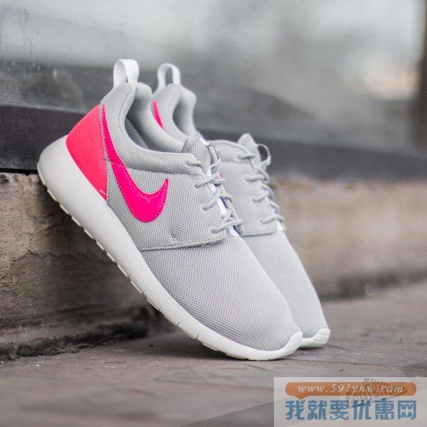 耐克（Nike）Roshe One经典休闲运动鞋 大童款