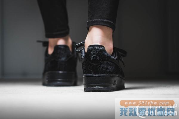奢华绒毛款 NIKE AIR FORCE 1 07 PREMIUM女鞋热卖