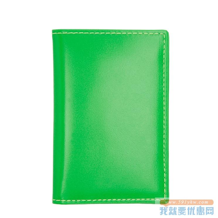 时装精们最爱的 Comme des Garçons Wallets 荧光绿撞色卡包 $95（约688元）