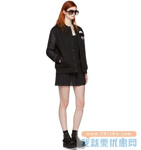 【新款】Fendi 老佛爷卡通头像 黑色飞行员夹克 $1990（约14041元）