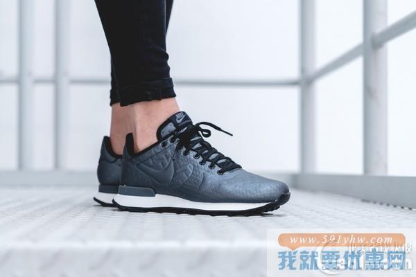 Nike真皮时尚复古女鞋3色热卖