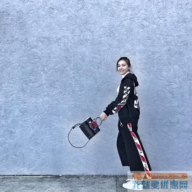 9折+满额包邮 夹子包$675可入手 Off-White 潮服美包配饰等热卖