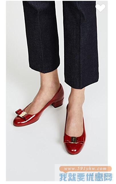 Salvatore Ferragamo Vara 漆皮低跟鞋 $595（约4,115元）
