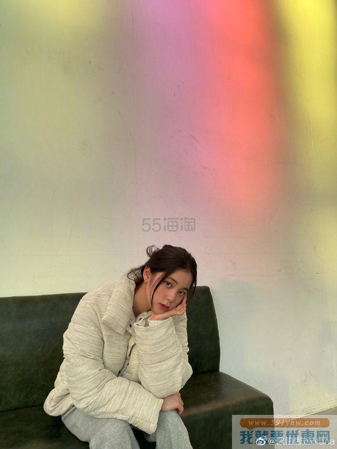 【5折】欧阳娜娜同款！Jacquemus 羽绒夹克 $672.5（约4303元）